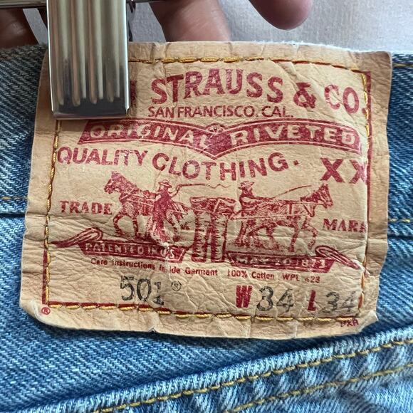 Levi's Mens 501 Button Fly Original Fit Size 34x34 Straight Leg Light Blue Jeans - Picture 9 of 12